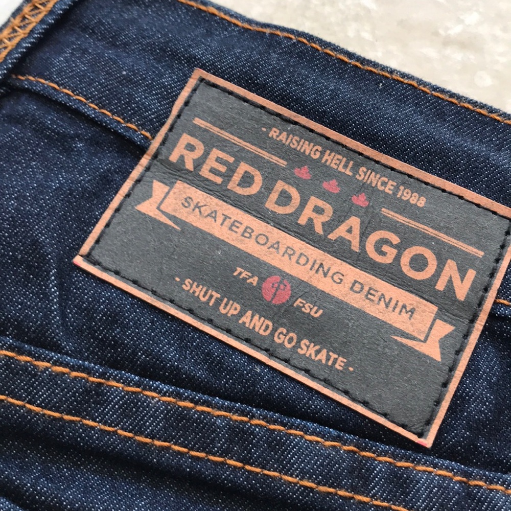 Red Dragon NWT Skater Jeans 28 - Picture 2 of 4